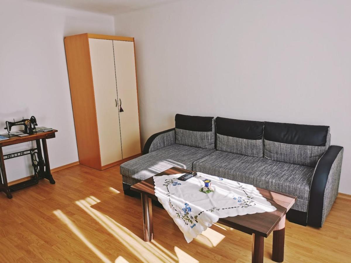 Apartma Rekar - A House, Where You Can Relax In The Embrace Of Nature Jesenice Exterior photo